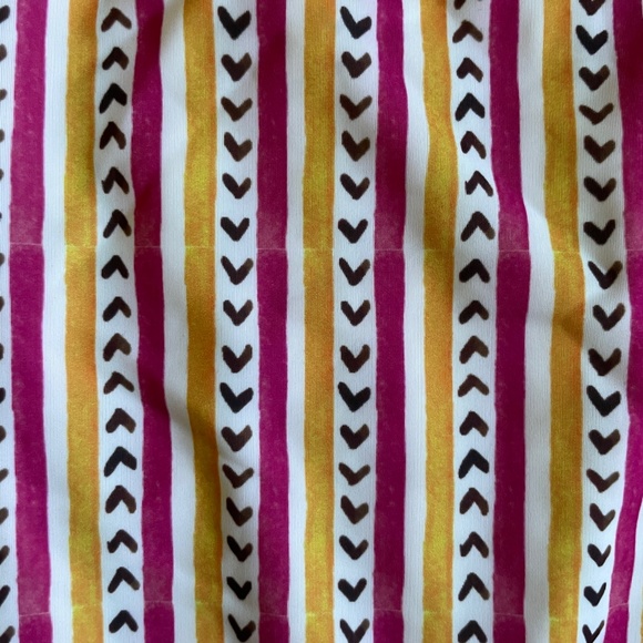 Bikini - Picture 2 of 7